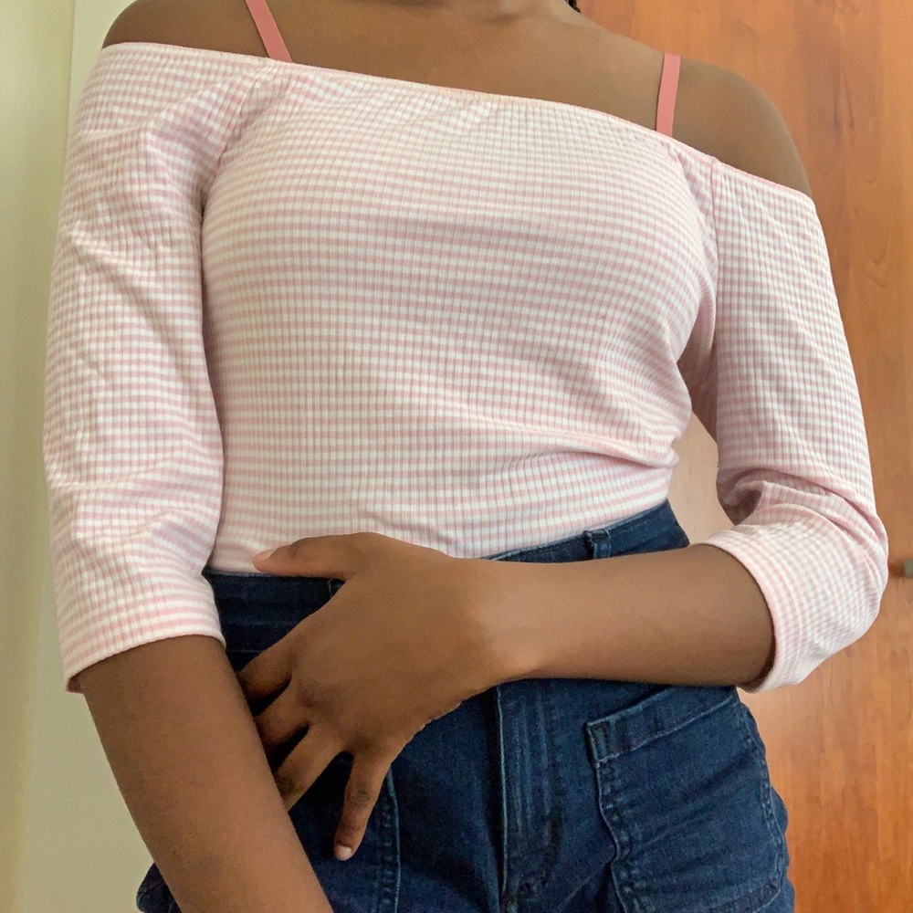 Off the shoulders shirt